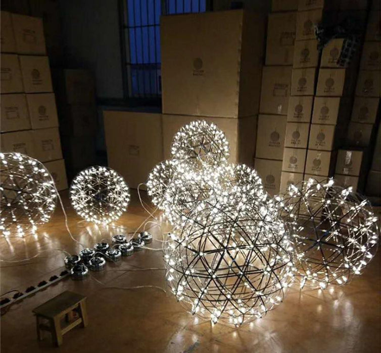 Silver Spark Ball Pendant Light Vakkerlight