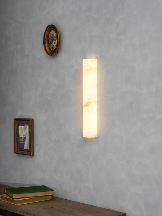 Alvia Alabaster Wall Light Vakkerlight