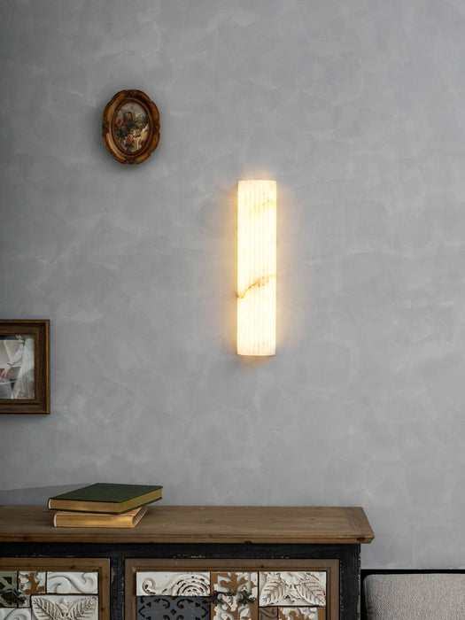 Alvia Alabaster Wall Light Vakkerlight