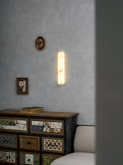 Alvia Alabaster Wall Light Vakkerlight