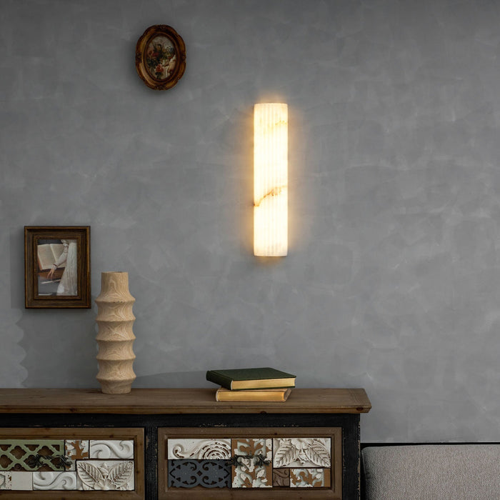 Alvia Alabaster Wall Light Vakkerlight
