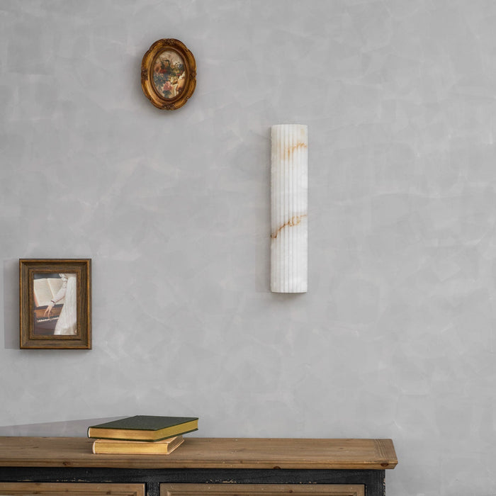 Alvia Alabaster Wall Light Vakkerlight