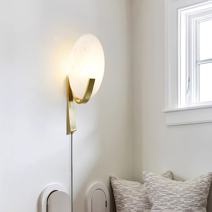 Alice Alabaster Plug-in Wall Lamp Vakkerlight