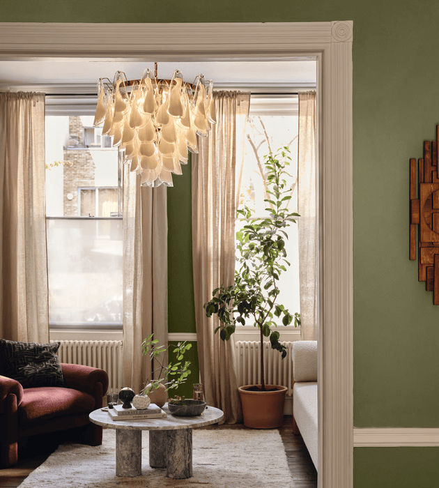 Lunara White Glass Chandelier Vakkerlight