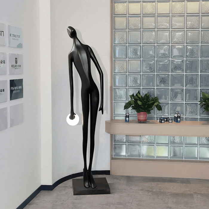 Noir Muse Sculpture Floor Lamp Vakkerlight