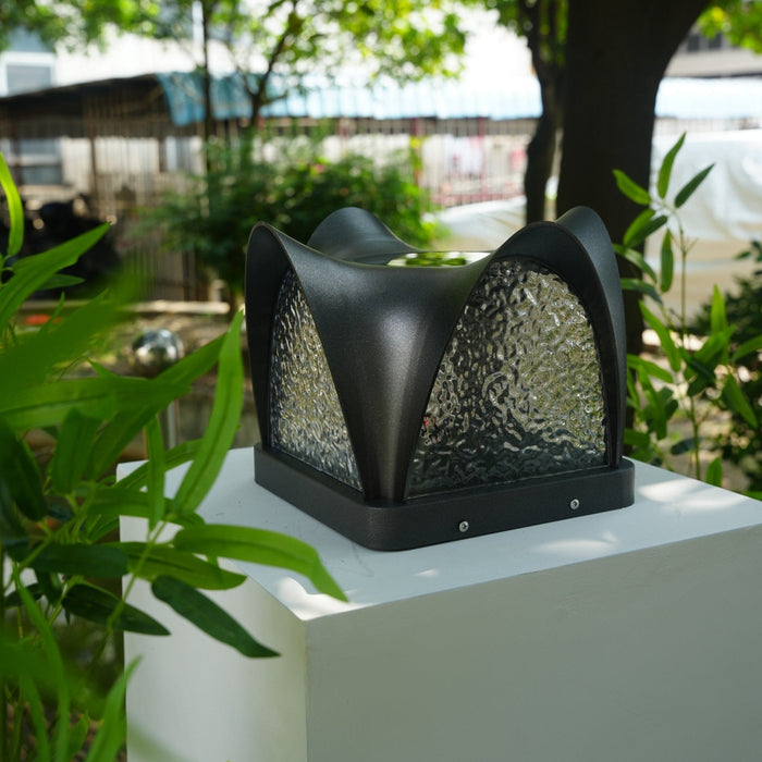 Sculptform Solar Outdoor Light Vakkerlight