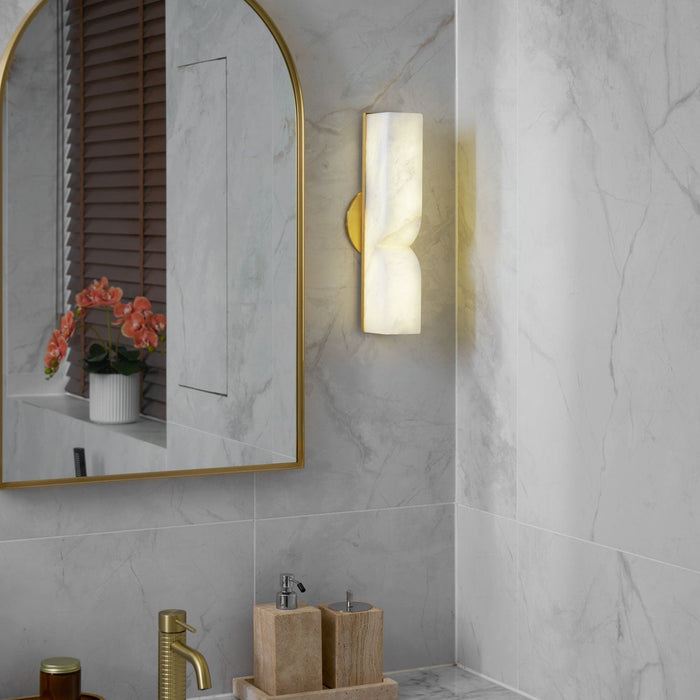 Alabaster Essence Wall Sconce Vakkerlight