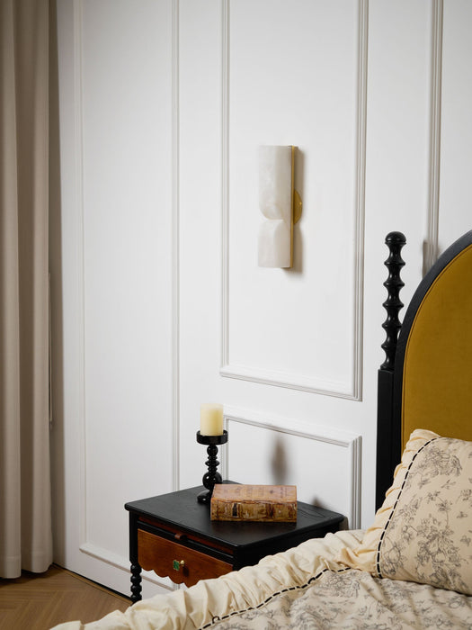 Alabaster Essence Wall Sconce Vakkerlight