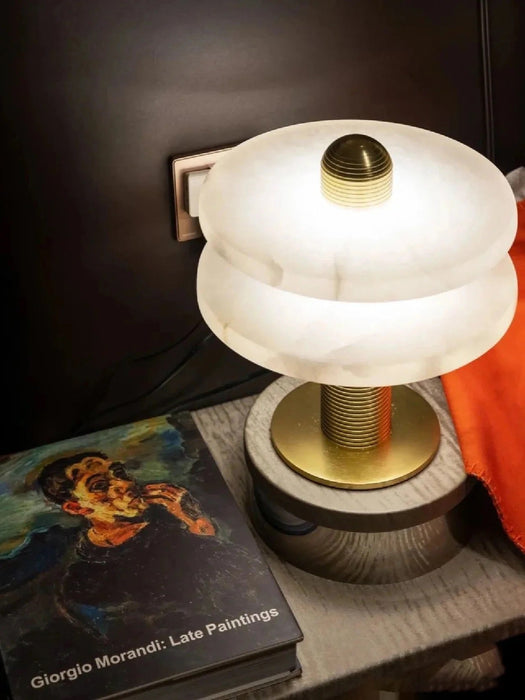 Alabaster Comet Table Lamp Vakkerlight