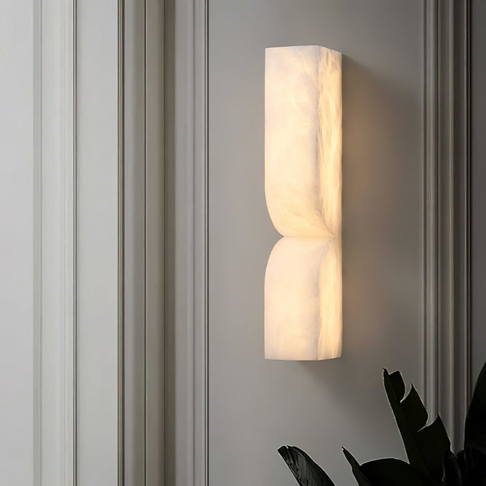 Alabaster Essence Wall Sconce Vakkerlight