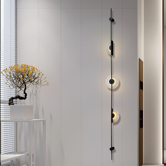 Alabaster Vertical Plug-in Wall Sconce Vakkerlight