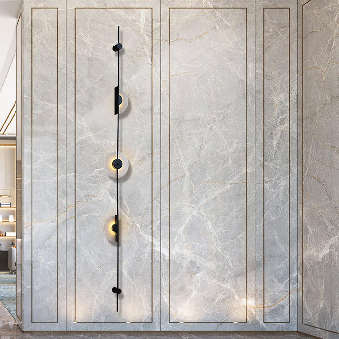 Alabaster Vertical Wall Sconce Vakkerlight