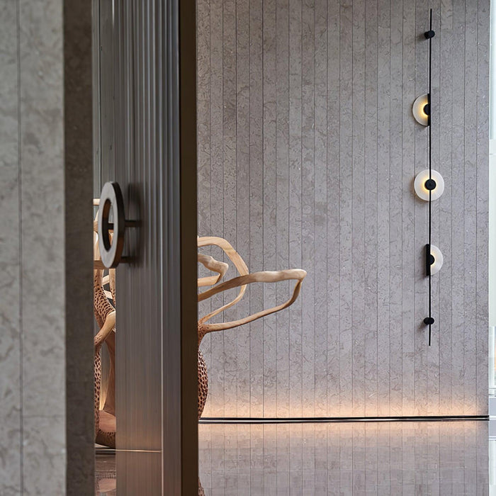 Alabaster Vertical Plug-in Wall Sconce Vakkerlight
