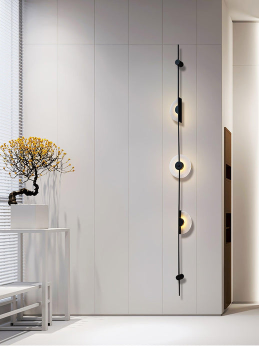 Alabaster Vertical Wall Sconce Vakkerlight