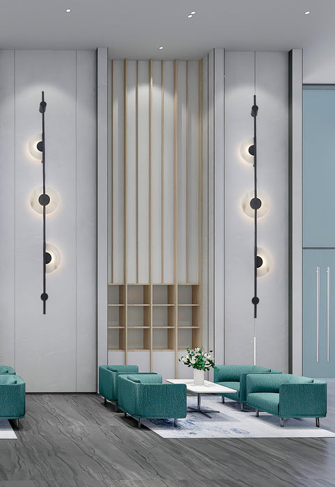 Alabaster Vertical Wall Sconce Vakkerlight