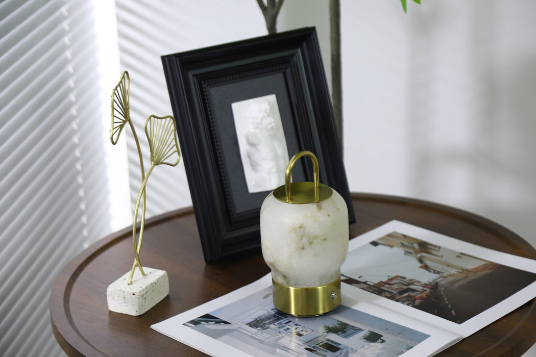 Alabaster Portable Rechargeable Table Lamp Vakkerlight