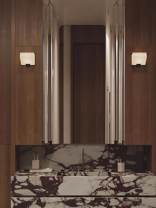 Alabaster Staircase Plug-in Wall Lamp Vakkerlight