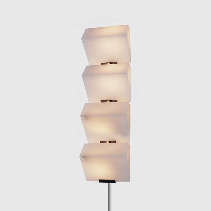 Alabaster Staircase Plug-in Wall Lamp Vakkerlight