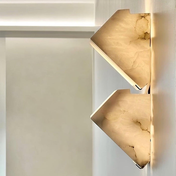 Alabaster Staircase Plug-in Wall Lamp Vakkerlight