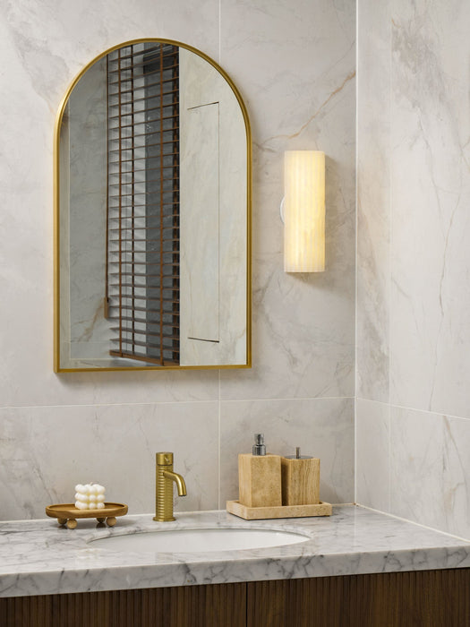 Alvia Alabaster Wall Light Vakkerlight