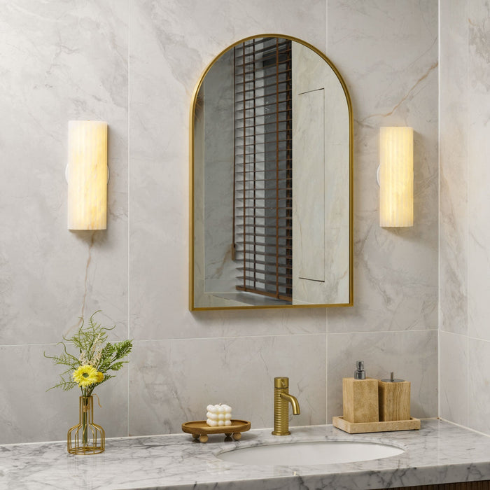 Alvia Alabaster Wall Light Vakkerlight