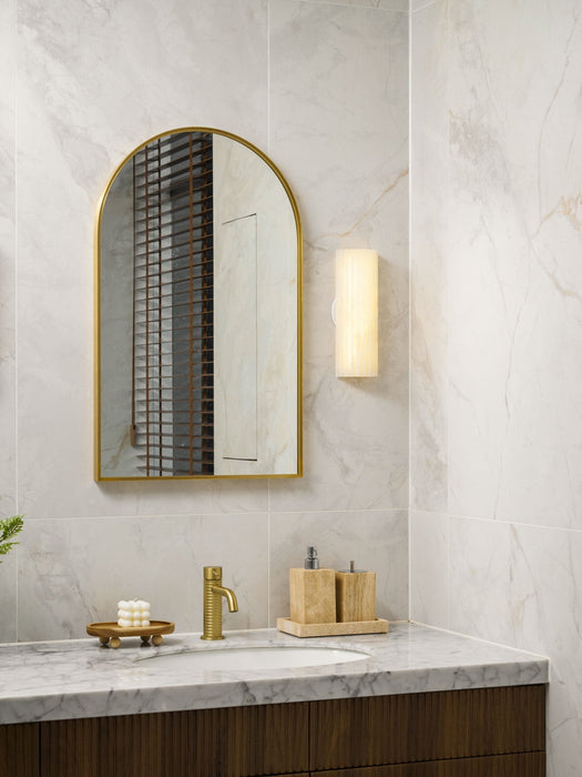 Alvia Alabaster Wall Light Vakkerlight