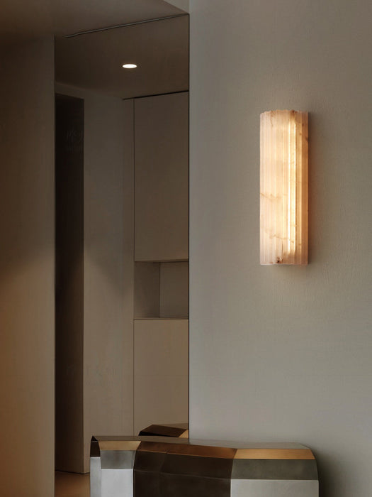 Alvia Alabaster Wall Light Vakkerlight