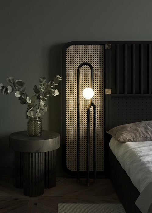 Arc N Floor Lamp Vakkerlight