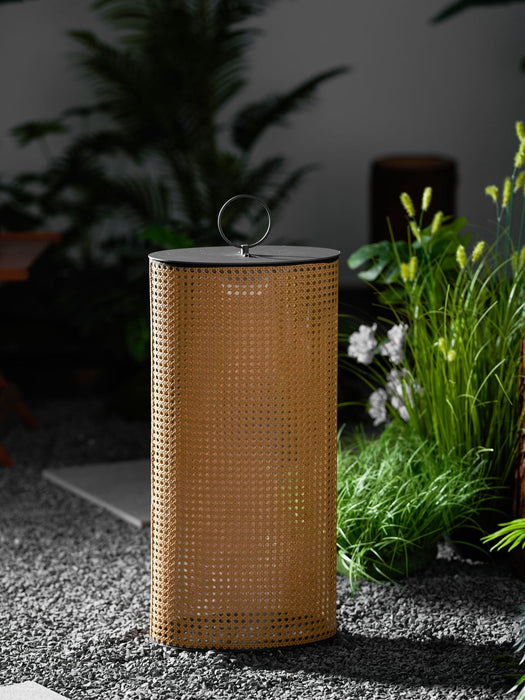 Arlette Solar Outdoor Lantern Lamp Vakkerlight