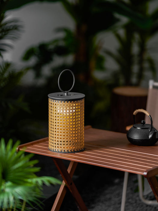 Arlette Solar Outdoor Lantern Lamp Vakkerlight