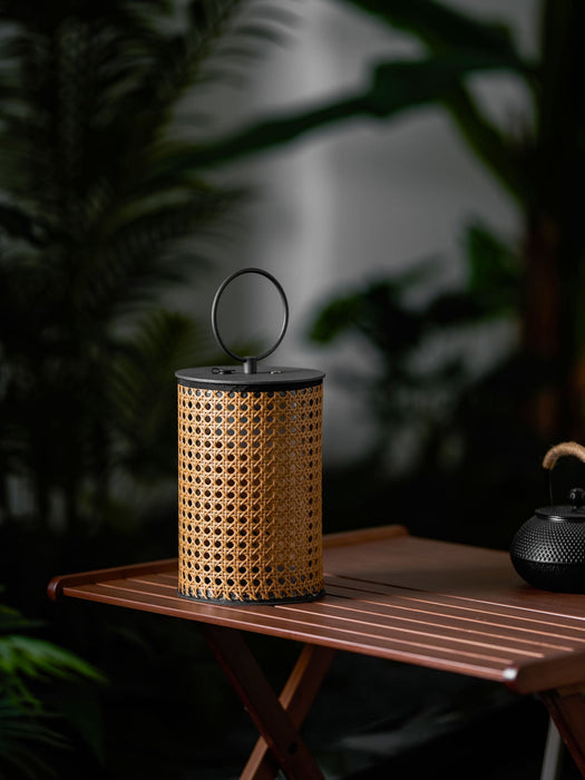 Arlette Solar Outdoor Lantern Lamp Vakkerlight