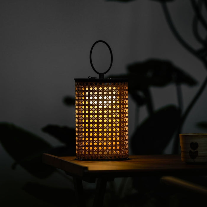 Arlette Solar Outdoor Lantern Lamp Vakkerlight