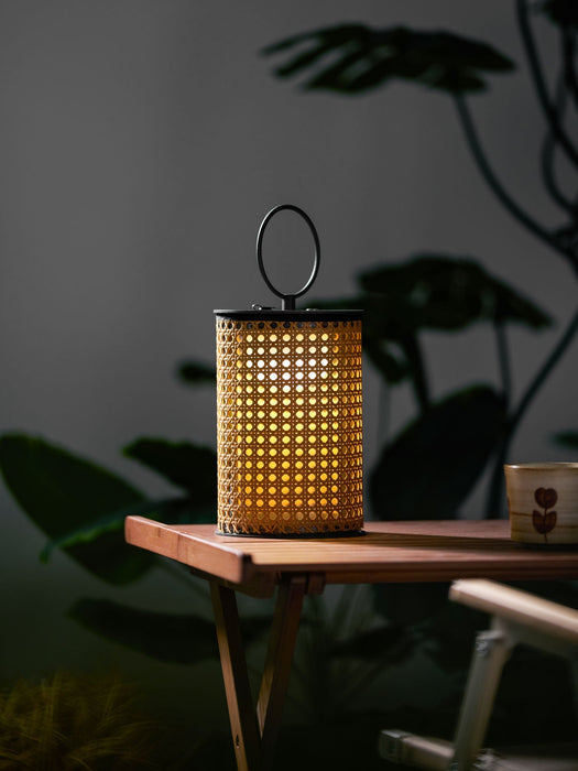 Arlette Solar Outdoor Lantern Lamp Vakkerlight
