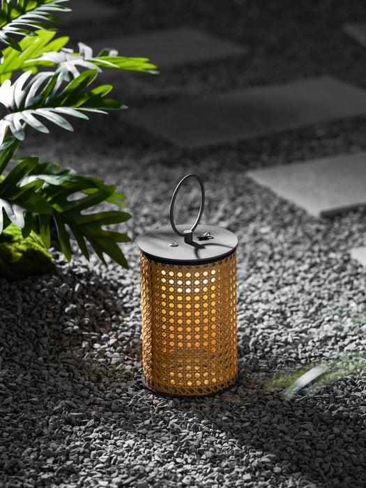 Arlette Solar Outdoor Lantern Lamp Vakkerlight