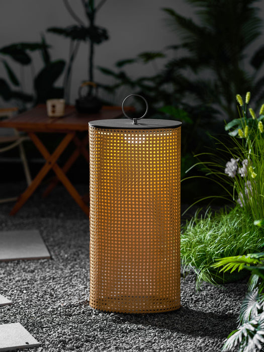 Arlette Solar Outdoor Lantern Lamp Vakkerlight