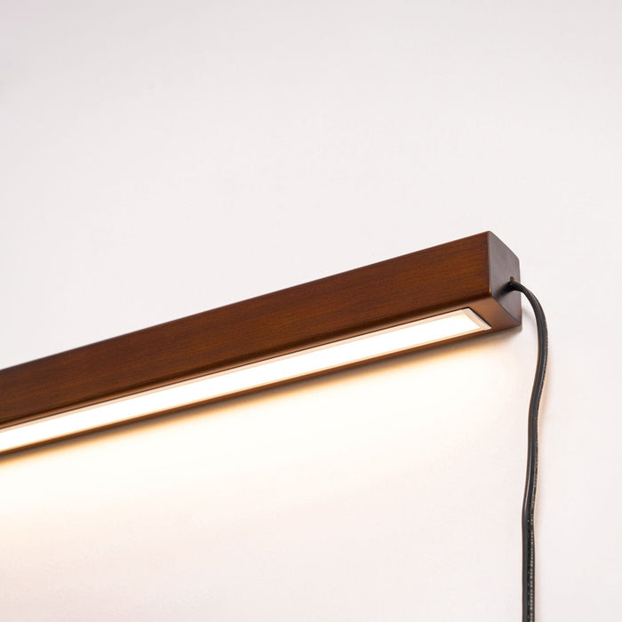 Arlo Linear Wood Plug-in Wall Light Vakkerlight