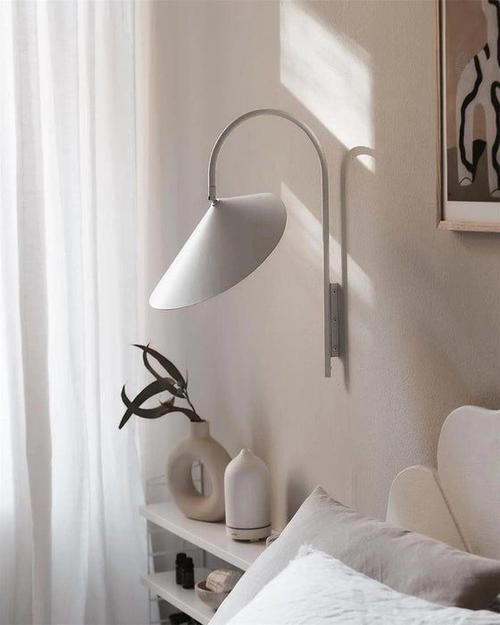 Alocasia Swivel Wall Light Vakkerlight