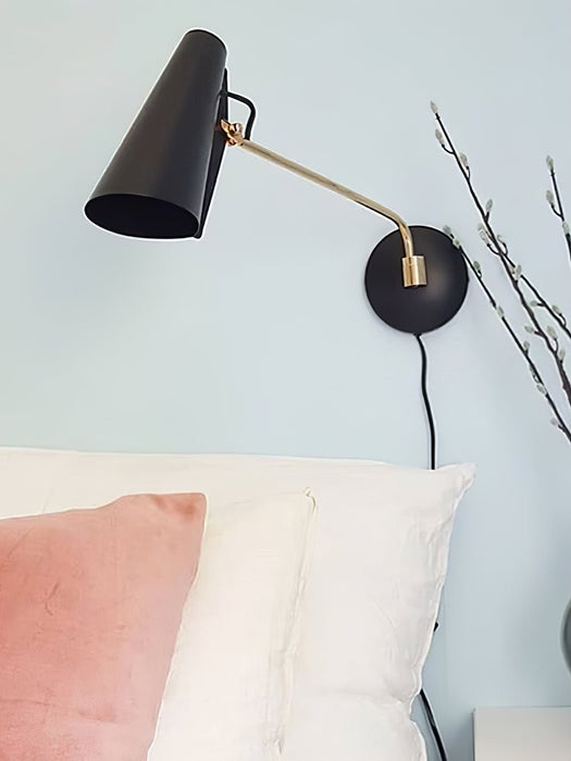 Birdy Plug-in Wall Lamp Vakkerlight