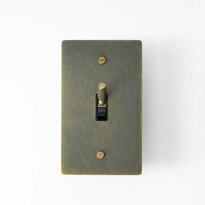 Brass Toggle Switch (1-Gang) - Open Box simprolos