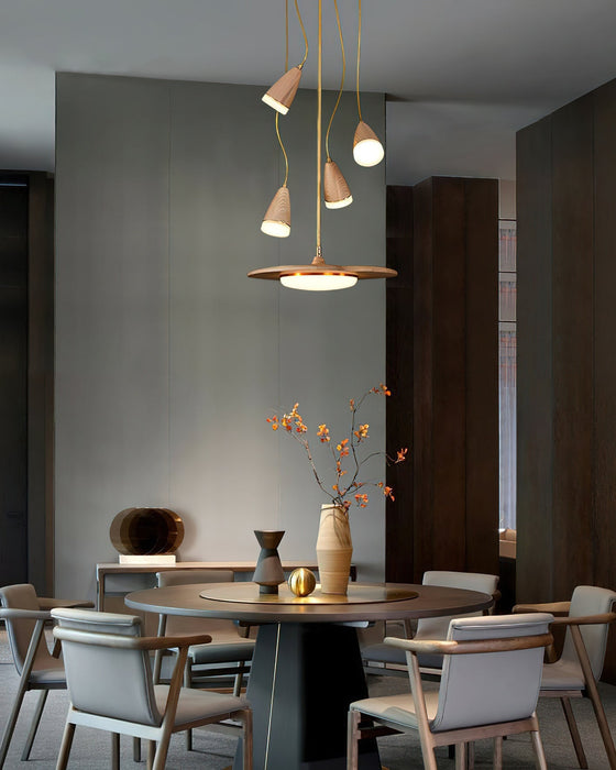Calder Blossom Chandelier Vakkerlight