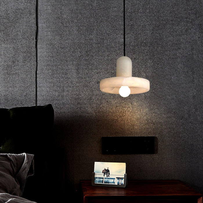 Carrara Alabaster Pendant Lamp Vakkerlight