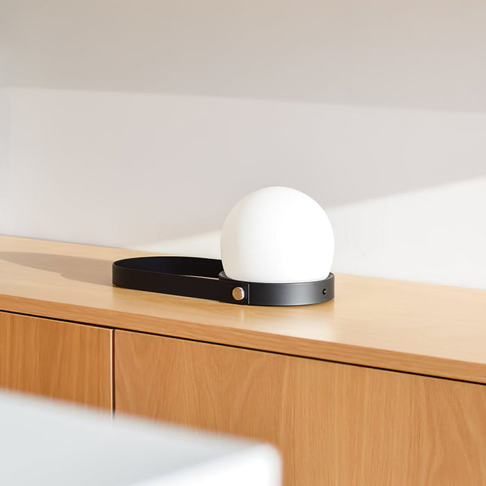 Carrie Built-in Battery Table Lamp Vakkerlight
