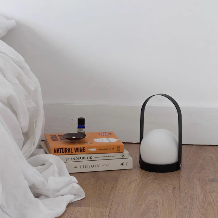 Carrie Built-in Battery Table Lamp Vakkerlight