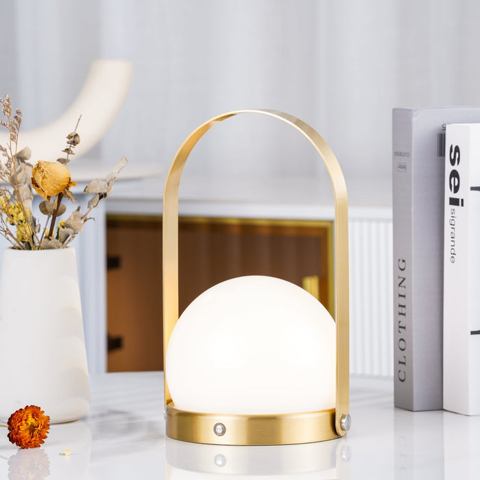 Carrie Built-in Battery Table Lamp Vakkerlight
