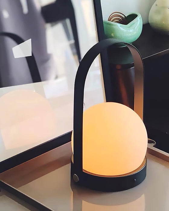 Carrie Built-in Battery Table Lamp Vakkerlight