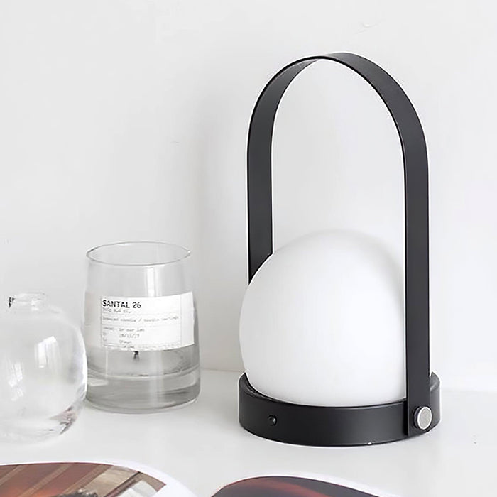 Carrie Built-in Battery Table Lamp Vakkerlight