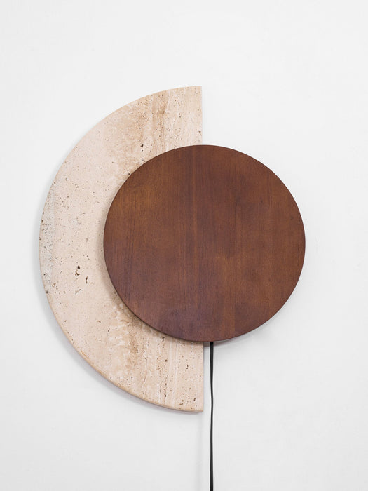 Crescent Halo Plug-in Wall Sconce Vakkerlight