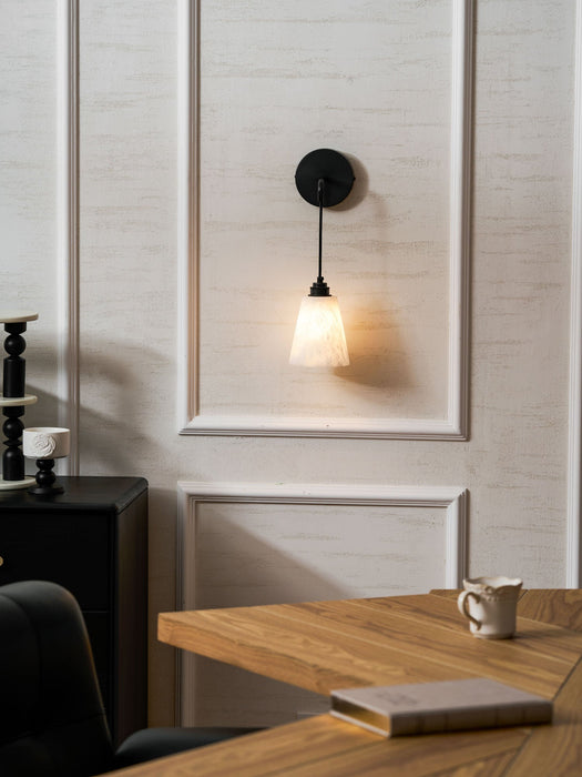 Droplet Alabaster Wall Lamp Vakkerlight