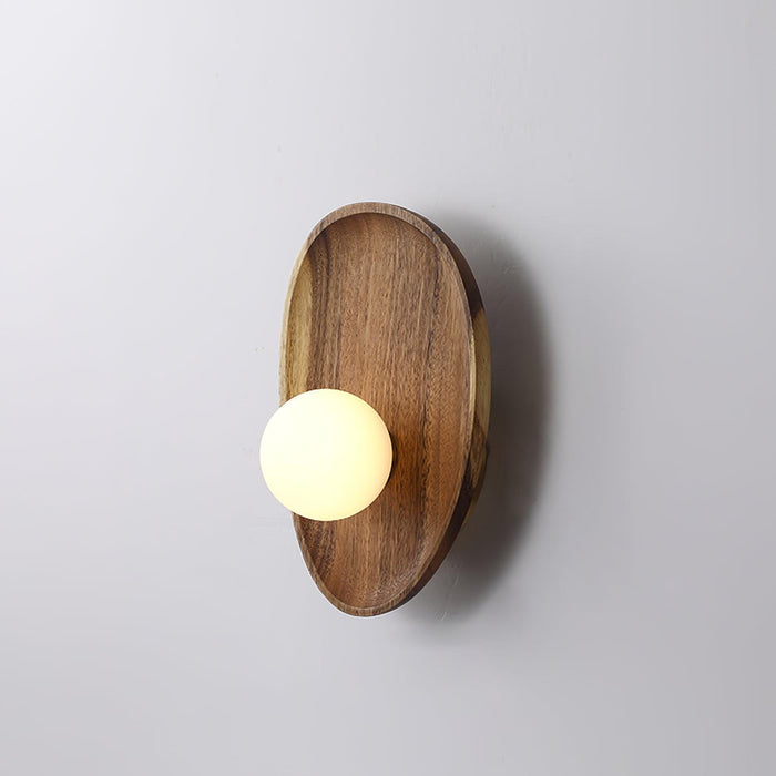 Eivor Plug-in Wall Lamp Vakkerlight