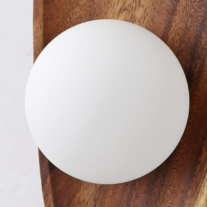 Eivor Plug-in Wall Lamp Vakkerlight